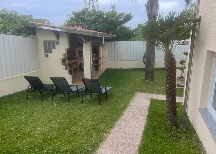 Casa Do Piscina Aquecida Dom wakacyjny Espinho (Aveiro)