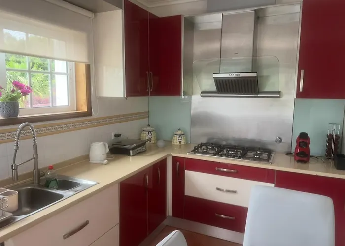 Casa Do Piscina Aquecida * Espinho (Aveiro)