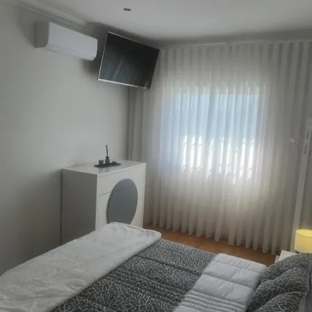 Casa Do Piscina Aquecida Дом отдыха *